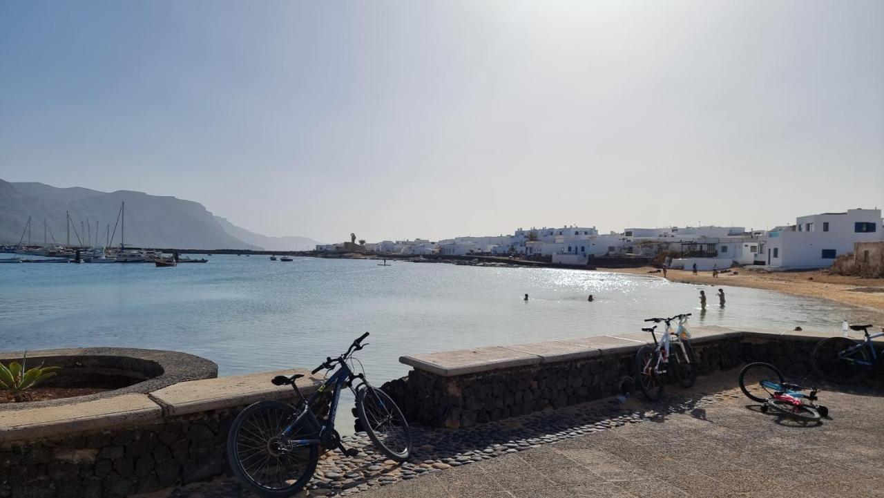 Suite Marrakech Beach, La Graciosa. Caleta de Sebo Buitenkant foto