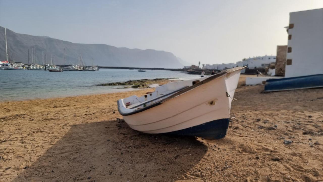 Suite Marrakech Beach, La Graciosa. Caleta de Sebo Buitenkant foto